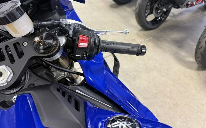 2026 Yamaha YZF R1