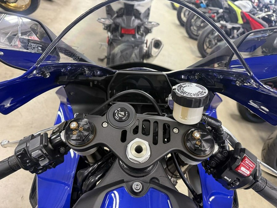 2026 Yamaha YZF R1