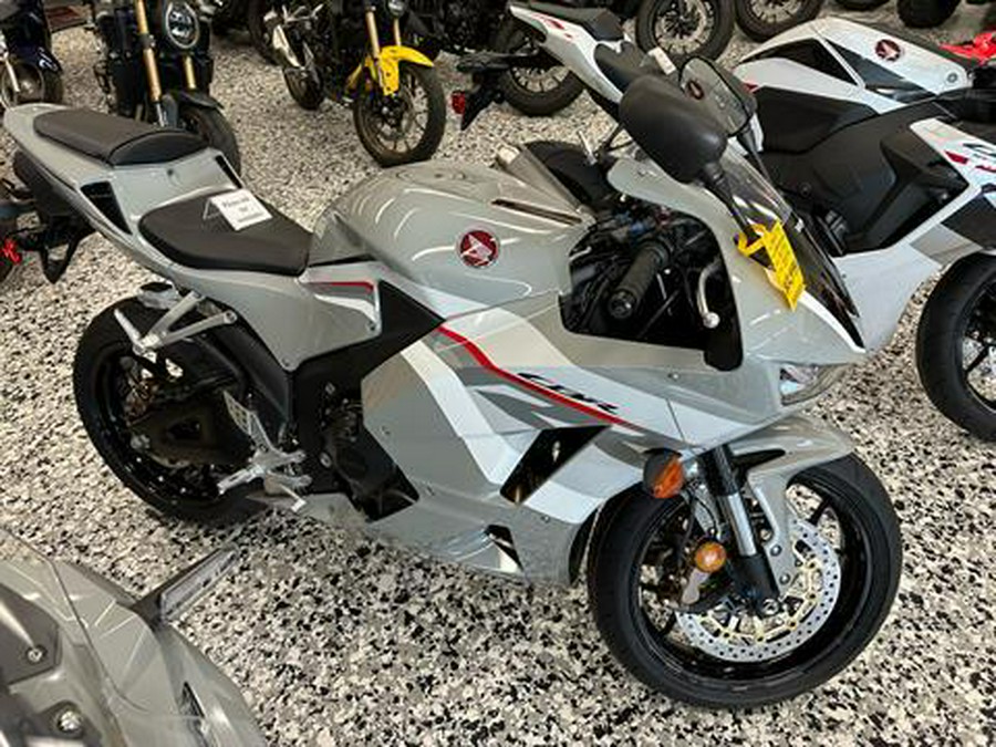 2026 Honda CBR600RR ABS