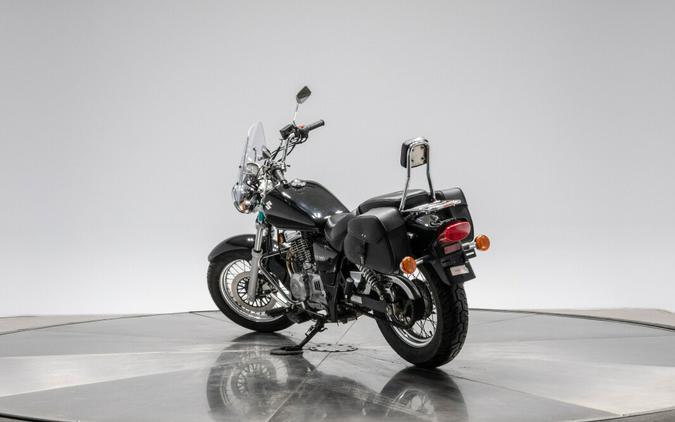 2009 SUZUKI GZ250 in Black