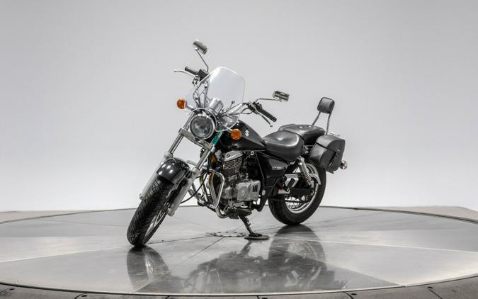 2009 SUZUKI GZ250 in Black