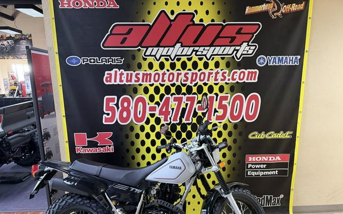 2027 Yamaha TW 200