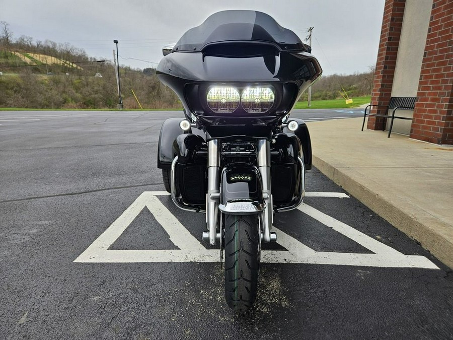 2024 Harley-Davidson® FLHTCUTG - Road Glide Tri-Glide