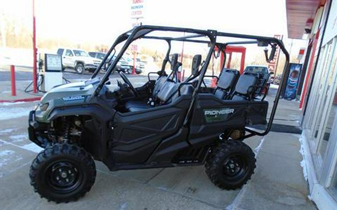 2022 Honda Pioneer 1000-5