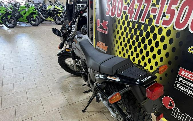 2027 Yamaha TW 200