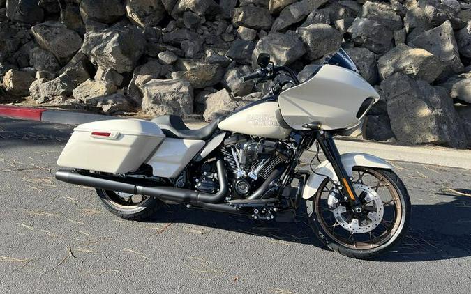 Harley-Davidson’s 2022 Road Glide ST First Ride