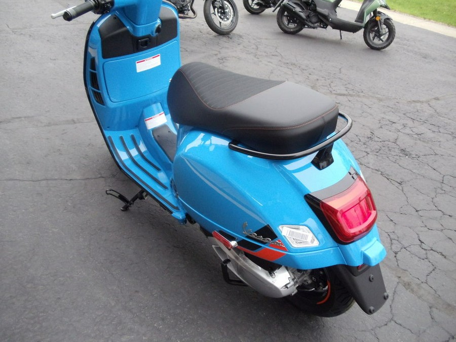2025 Vespa GTS 310 SuperSport