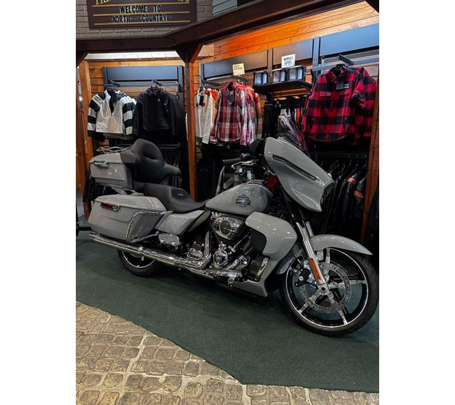 2025 Harley-Davidson Street Glide® Ultra