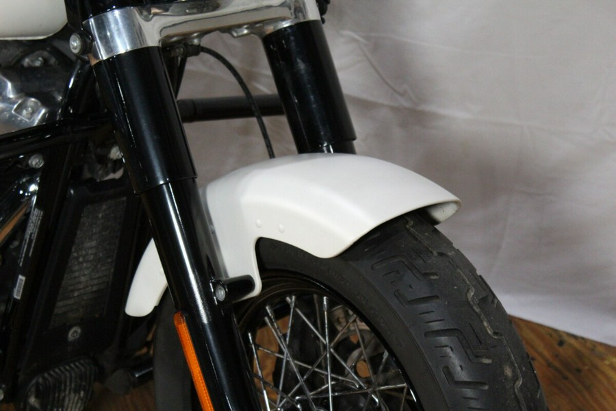 FLSL 2019 Softail Slim®