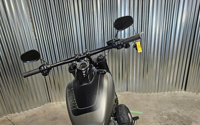 2018 Harley-Davidson Fat Bob 114 INDSTRL GRY DNM