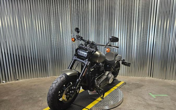 2018 Harley-Davidson Fat Bob 114 INDSTRL GRY DNM