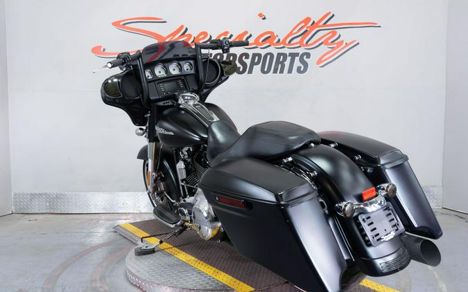 2016 Harley-Davidson Street Glide®