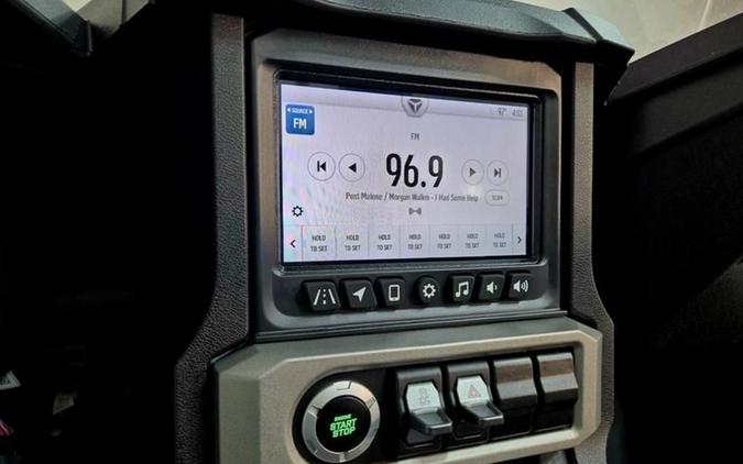 2025 Polaris Slingshot® Slingshot® SL AutoDrive Jet Black