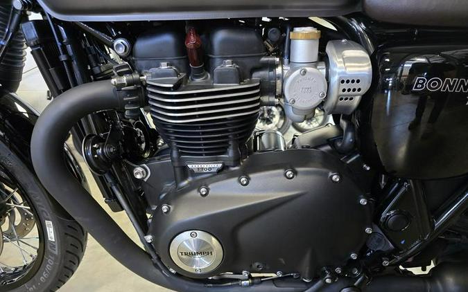 2024 Triumph BONNEVILLE T120