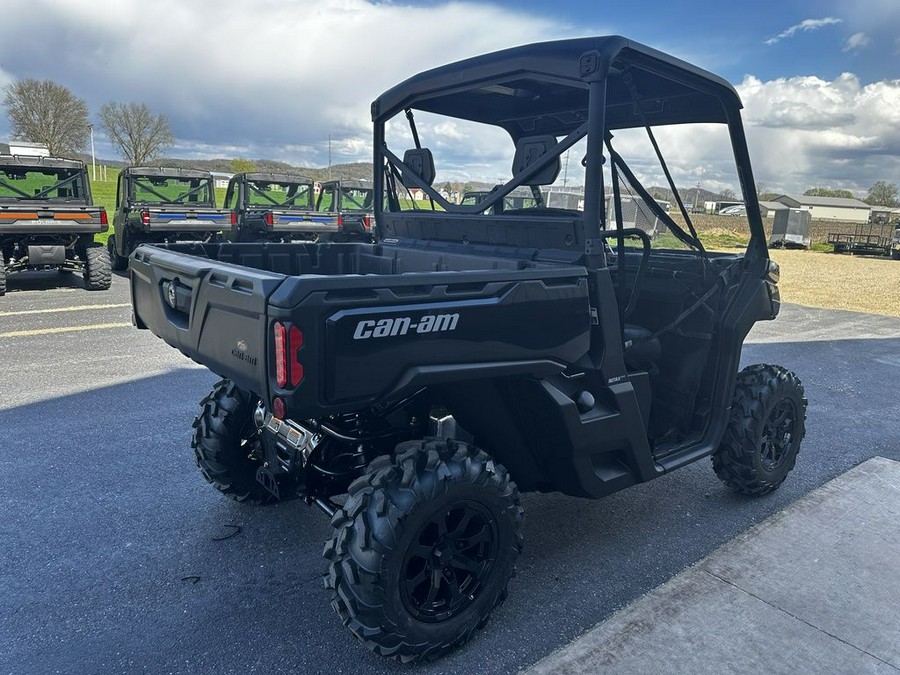 2024 Can-Am® Defender XT HD10