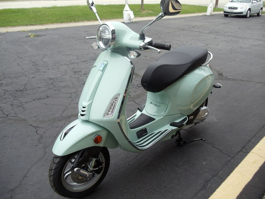 2025 Vespa Primavera 150