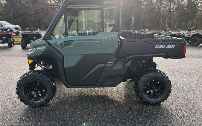 2026 Can-Am® Defender DPS CAB HD9 Compass Green