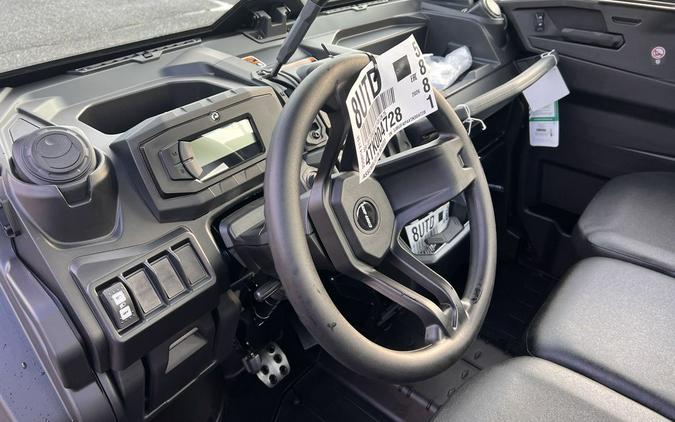 2026 Can-Am® Defender DPS CAB HD9 Compass Green