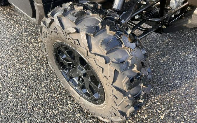 2026 Can-Am® Defender DPS CAB HD9 Compass Green