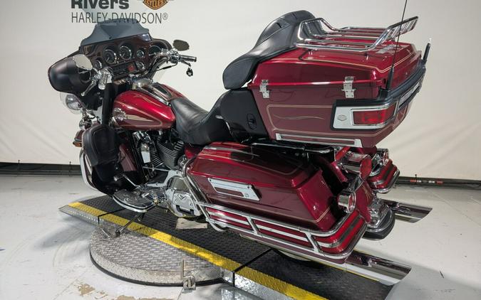 2005 Harley-Davidson® Electra Glide® Ultra Classic® Lava Red Sunglo