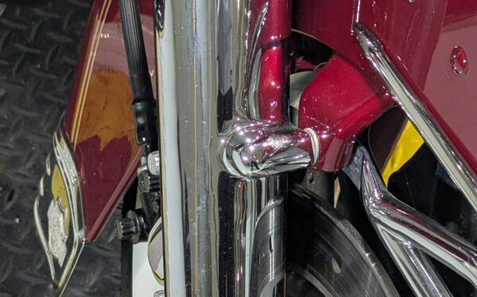 2005 Harley-Davidson® Electra Glide® Ultra Classic® Lava Red Sunglo