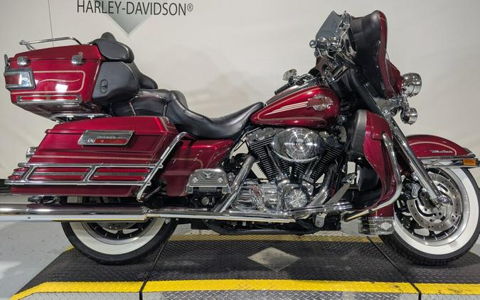 2005 Harley-Davidson® Electra Glide® Ultra Classic® Lava Red Sunglo