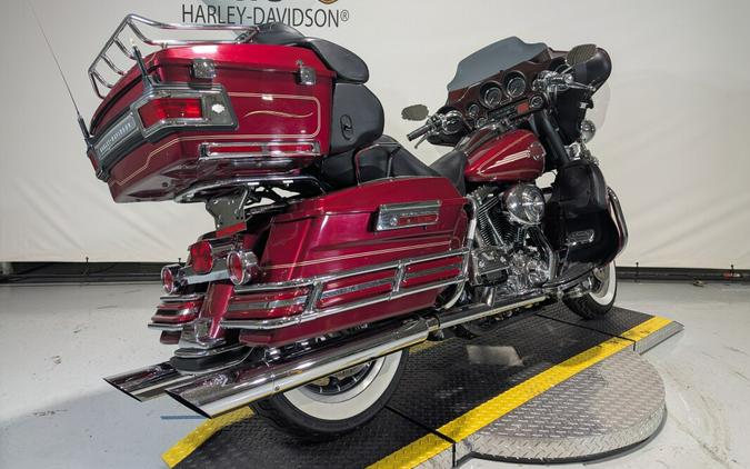 2005 Harley-Davidson® Electra Glide® Ultra Classic® Lava Red Sunglo
