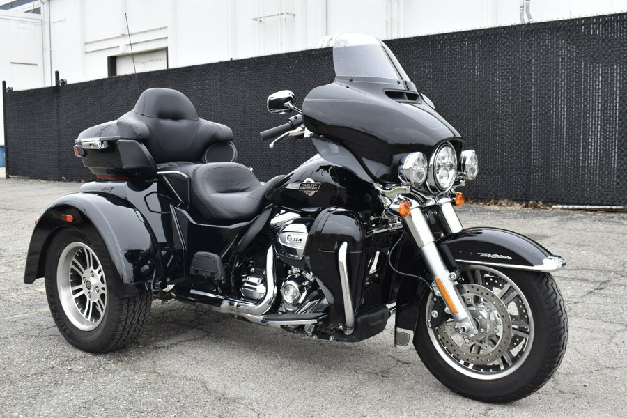 2022 Harley-Davidson Tri Glide Ultra FLHTCUTG