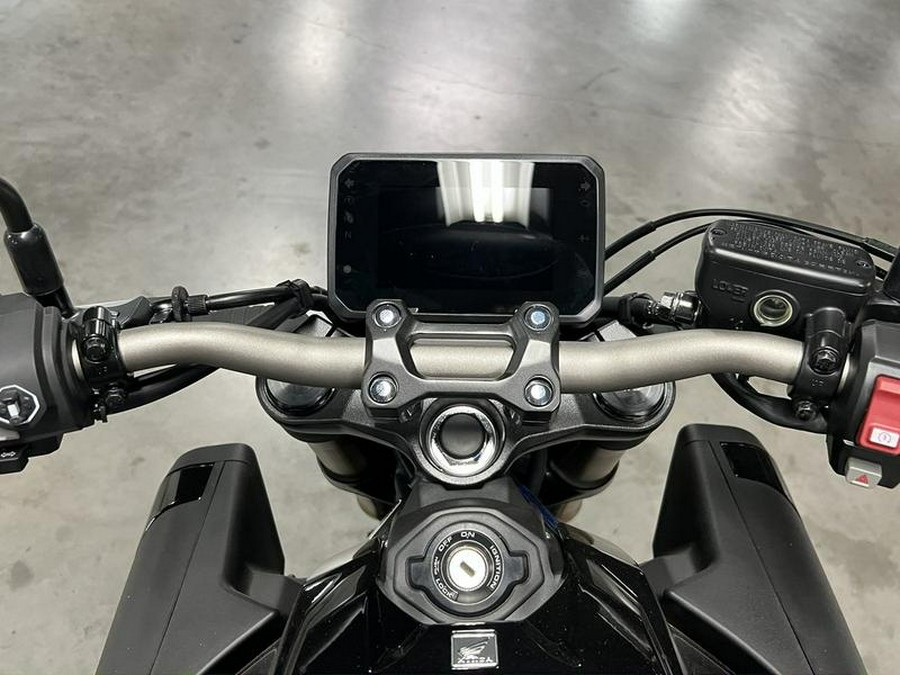 2026 Honda® CB650R E-Clutch