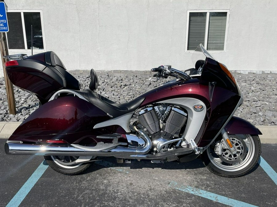 2008 Victory Motorcycles® Vision™ Tour Premium