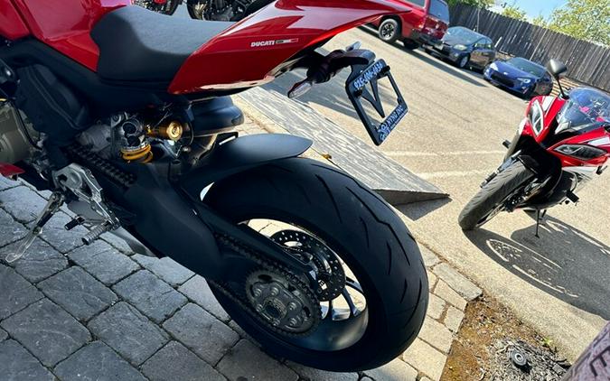 2022 Ducati Streetfighter V4 S