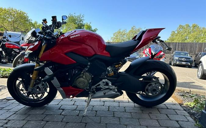2022 Ducati Streetfighter V4 S
