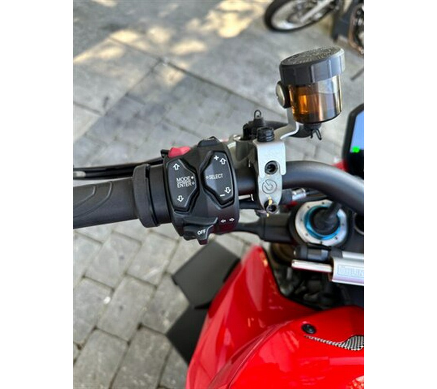 2022 Ducati Streetfighter V4 S