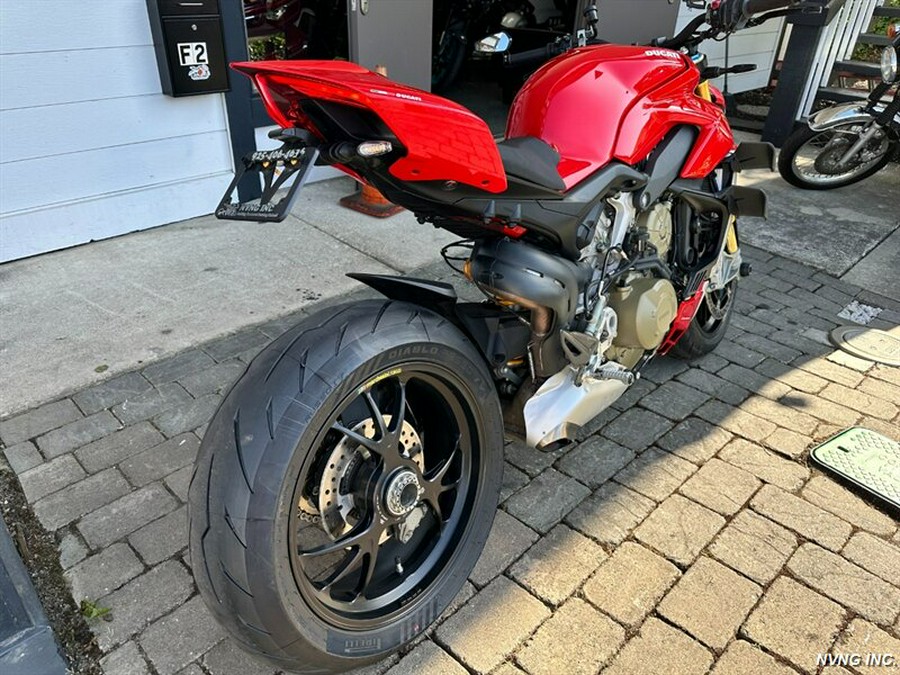 2022 Ducati Streetfighter V4 S