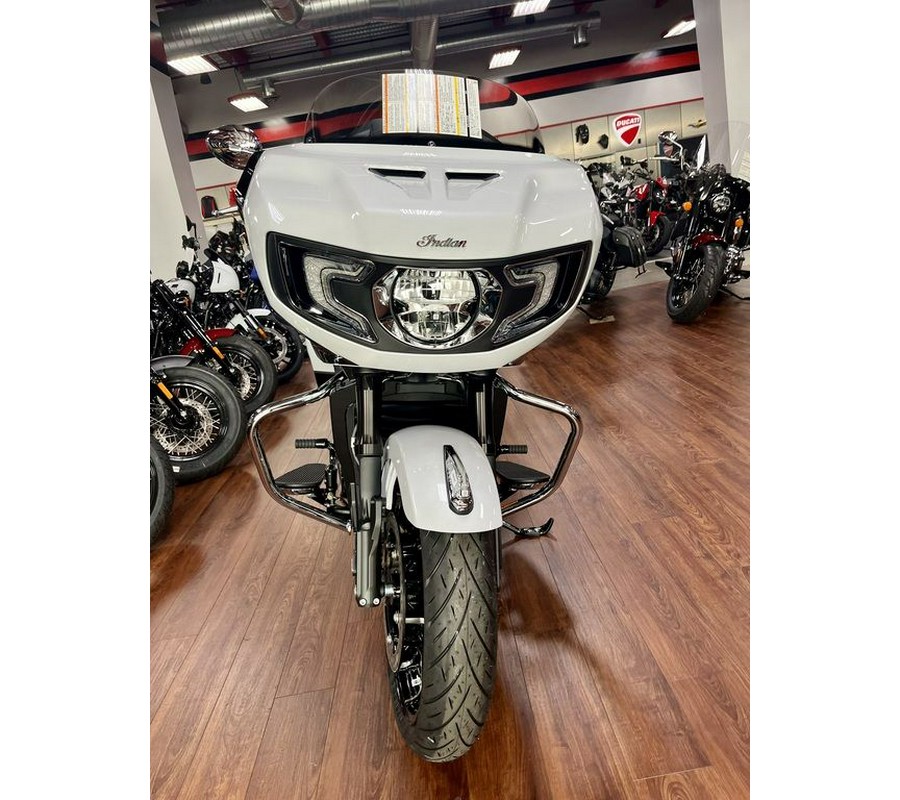 2024 Indian Motorcycle® Challenger® Limited with PowerBand Audio Package Ghost White Metallic