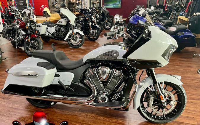 2024 Indian Motorcycle® Challenger® Limited with PowerBand Audio Package Ghost White Metallic