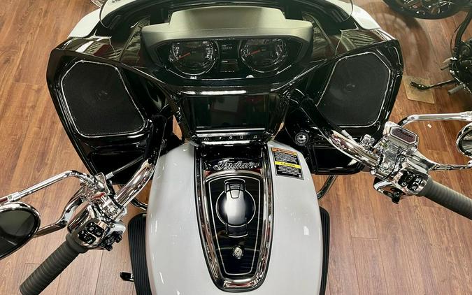 2024 Indian Motorcycle® Challenger® Limited with PowerBand Audio Package Ghost White Metallic