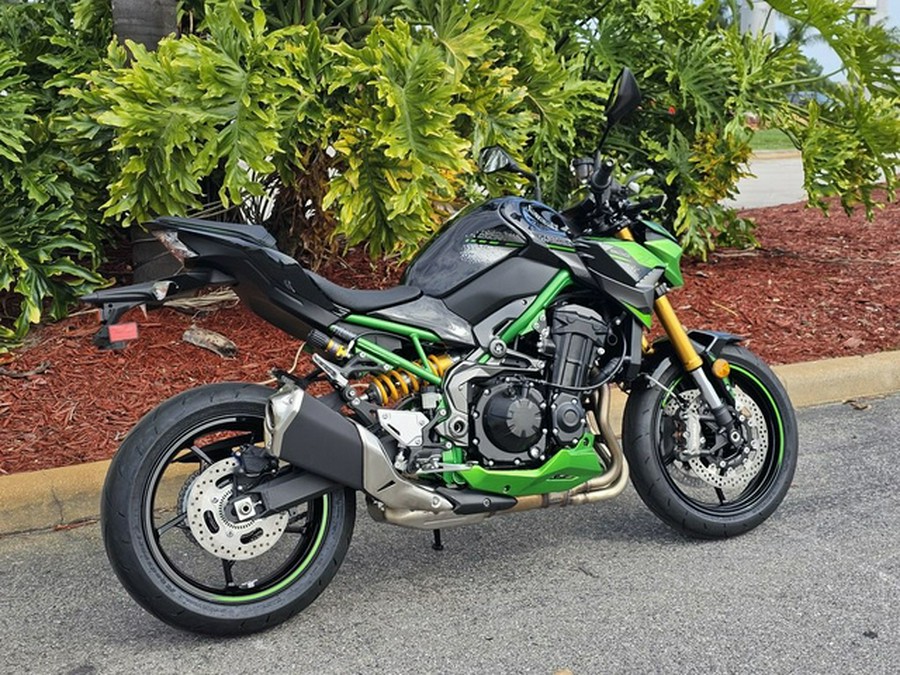 2024 Kawasaki Z900 SE ABS