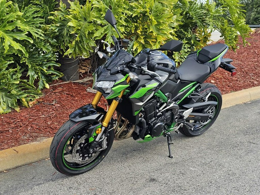 2024 Kawasaki Z900 SE ABS