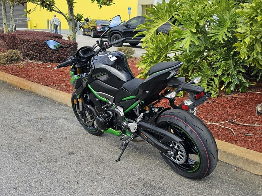 2024 Kawasaki Z900 SE ABS