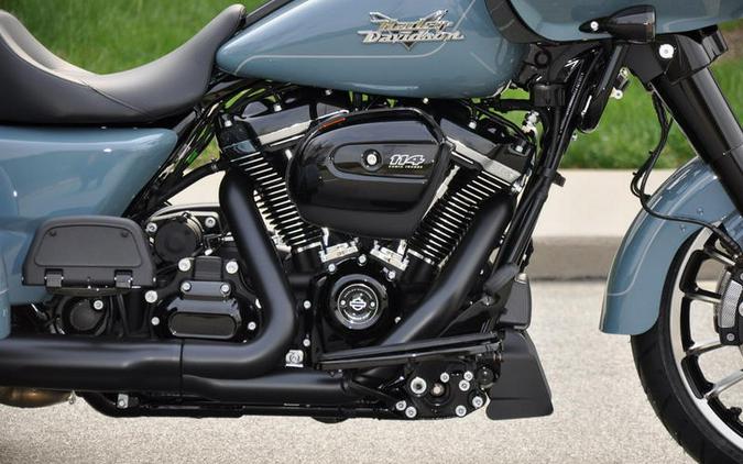 2024 Harley-Davidson® FLTRT - Road Glide® 3