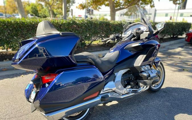 2018 Honda® Gold Wing Tour Pearl Hawkseye Blue