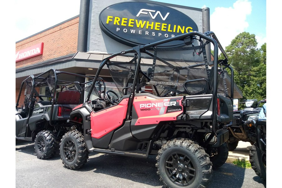 2024 Honda PIONEER 1000-5 DELUXE Deluxe - Avenger Red