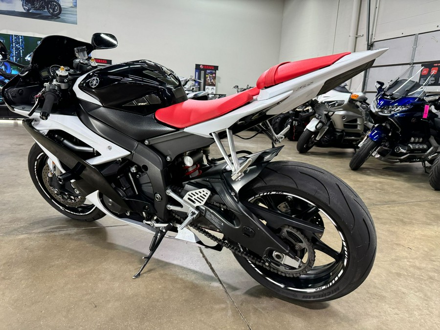 2011 Yamaha YZF-R6