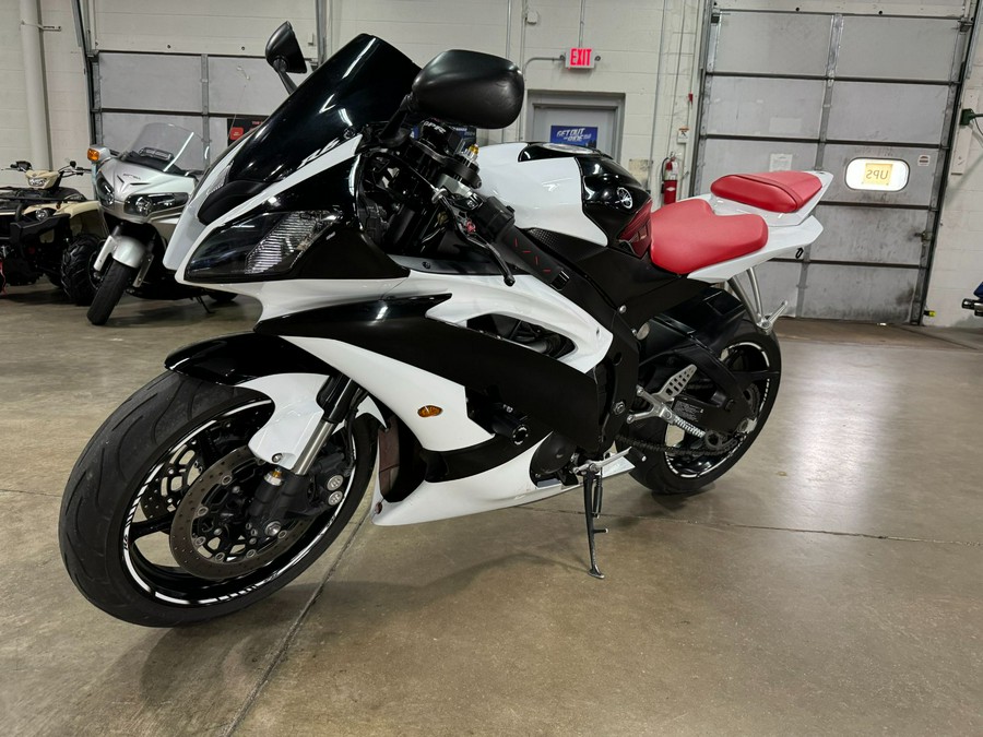 2011 Yamaha YZF-R6