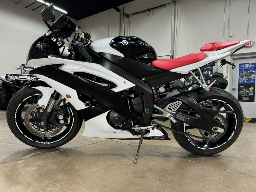 2011 Yamaha YZF-R6