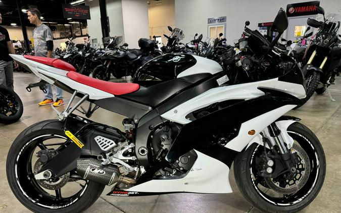 2011 Yamaha YZF-R6