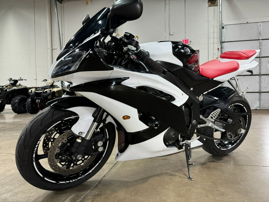 2011 Yamaha YZF-R6