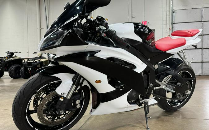 2011 Yamaha YZF-R6