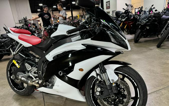 2011 Yamaha YZF-R6